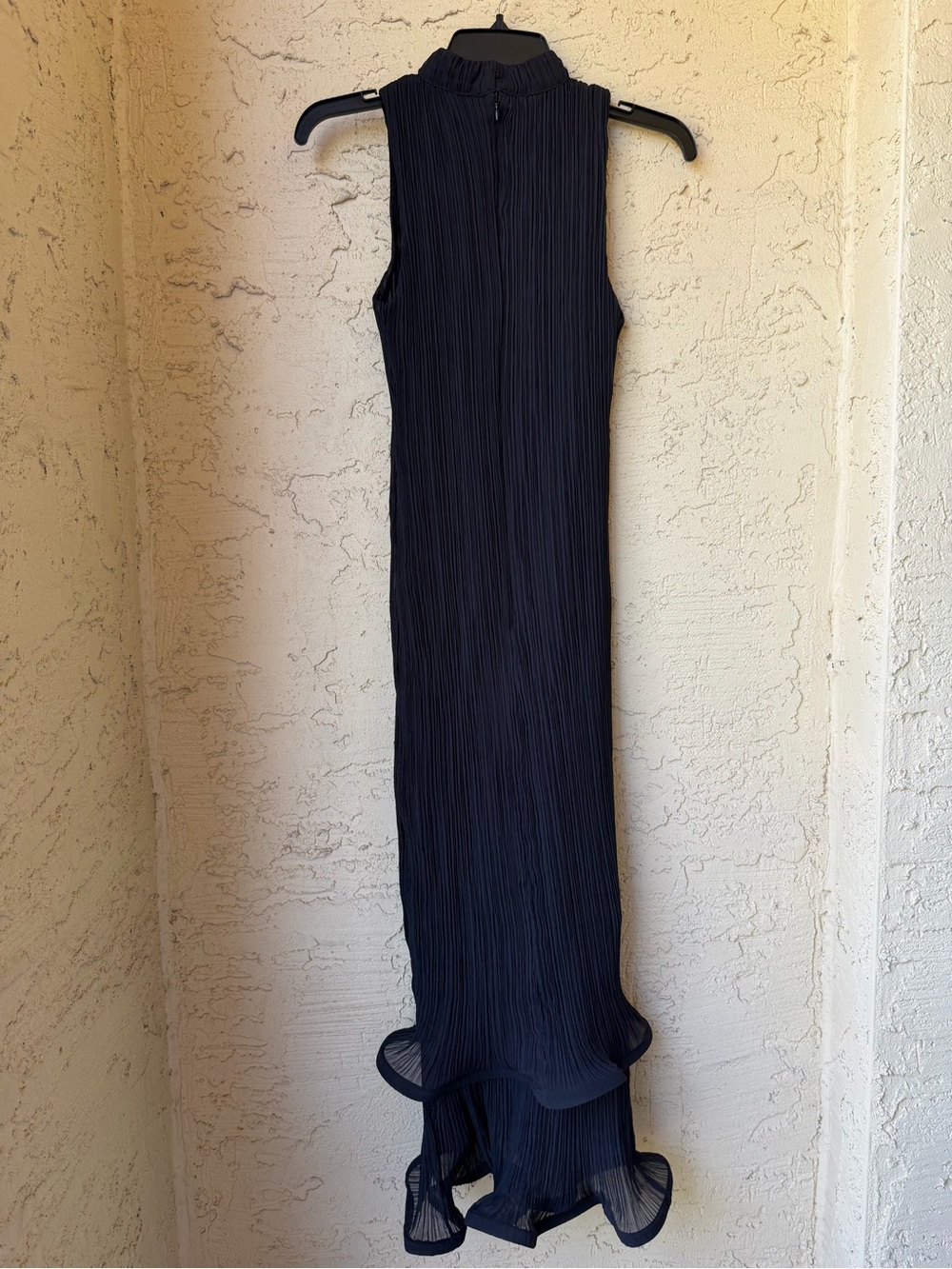 By Anthropologie Sleeveless Mock-Neck Plissé Midi Dress XS Wedding guest NWT - Picture 5 of 12